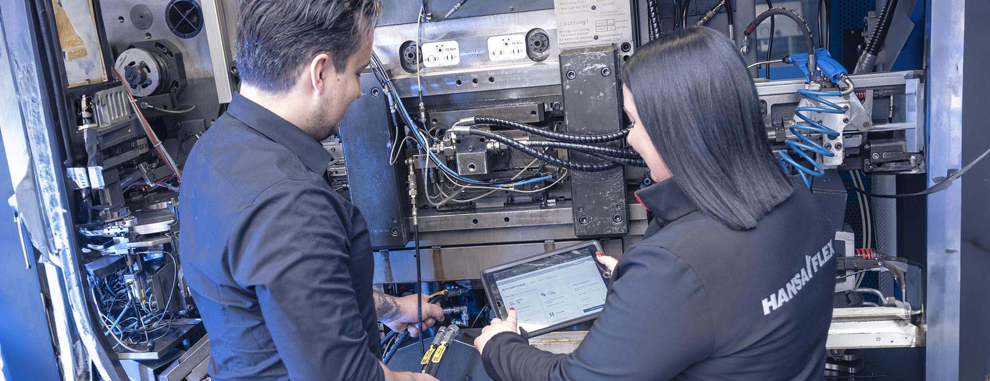 ALTERNATIVE TEXT FOR THE STAGE IMAGE